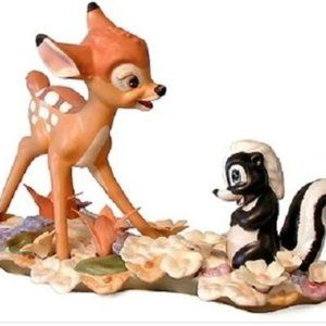Walt Disney Classics -    Bambi & Flower He Can Call Me Flower If He Want's To